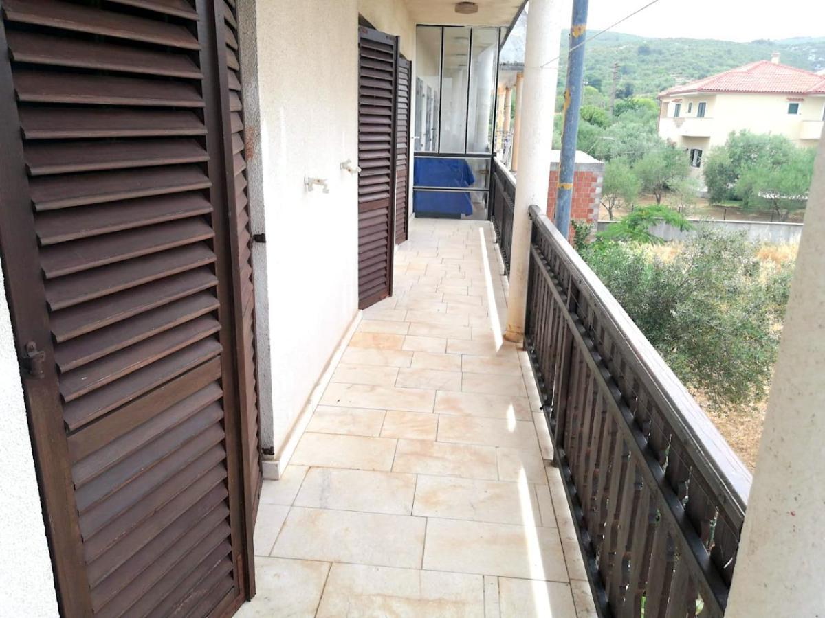 Nar Apartment Mrljane Exterior foto